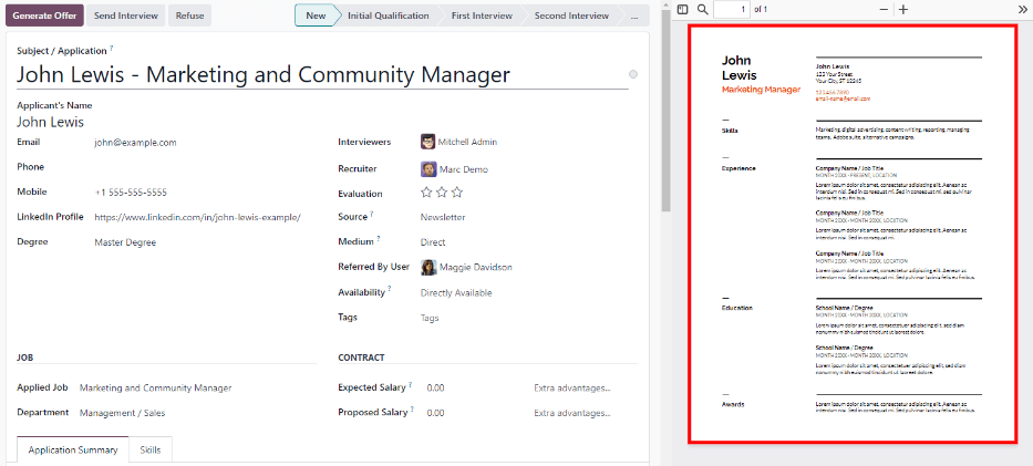 El currículum en la tarjeta del postulante en el lado derecho de la pantalla.