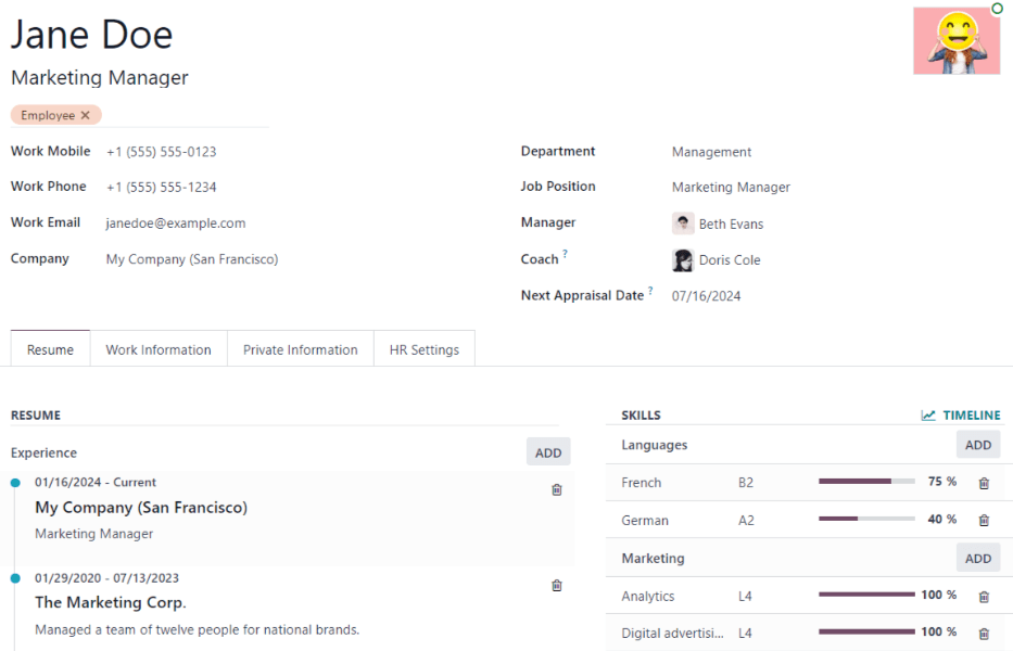 Un formulario para el nuevo empleado con todos los campos completados.
