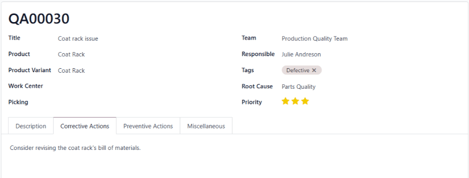 Una alerta de calidad creada relacionada con un problema con el producto perchero.